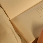 Спокойное изучение языков в гармоничной атмосфере с книгами