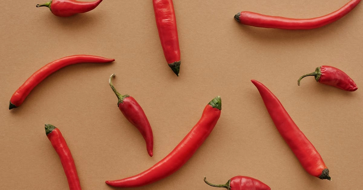 Hot Chilli слот игра с мексиканской тематикой и яркими символами